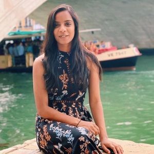 Meet your Posher, Farrien